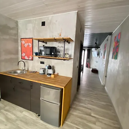 Insomnia With Private Patio *