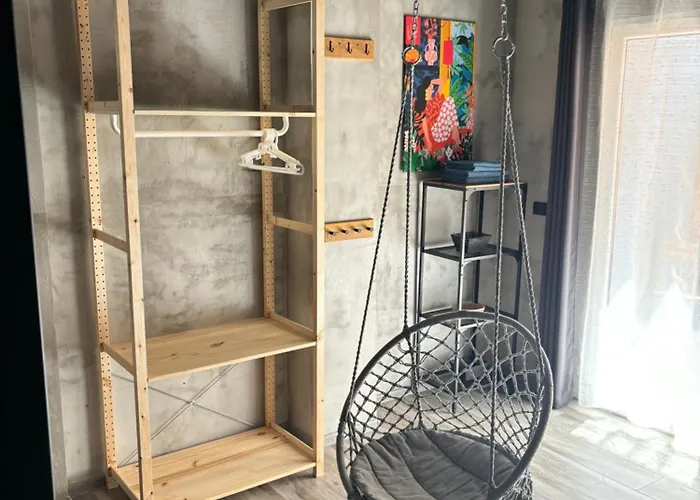 Insomnia With Private Patio Apartament