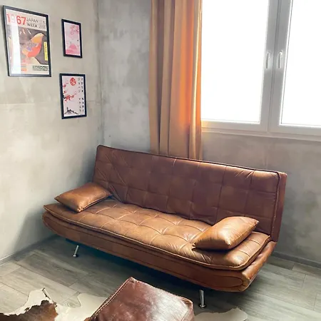 Apartment Insomnia With Private Patio *